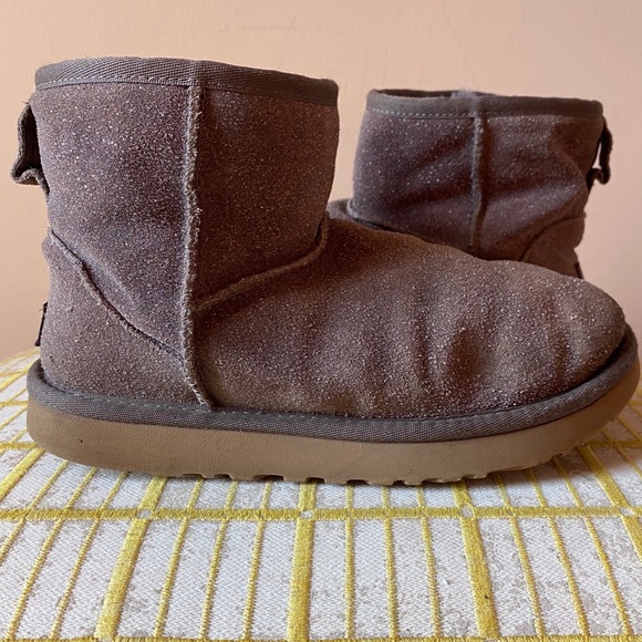 UGG | Shoes | Ugg Classic Mini Serein 